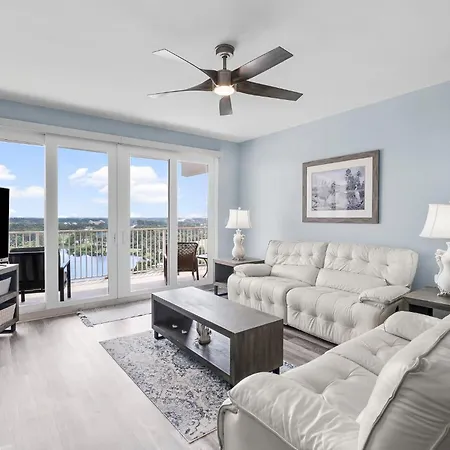 Laketown Wharf 1231